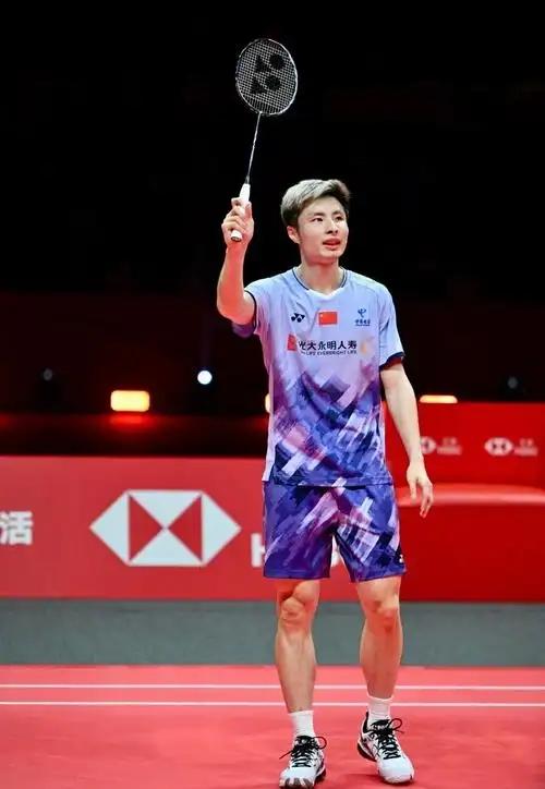 石宇奇连续三年晋级年终赛男单决赛！
12月20日，2025世界羽联年终总决赛男单