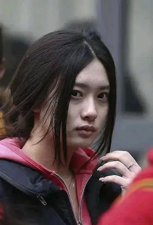 这居然是孟子义，我完全没认出来 
