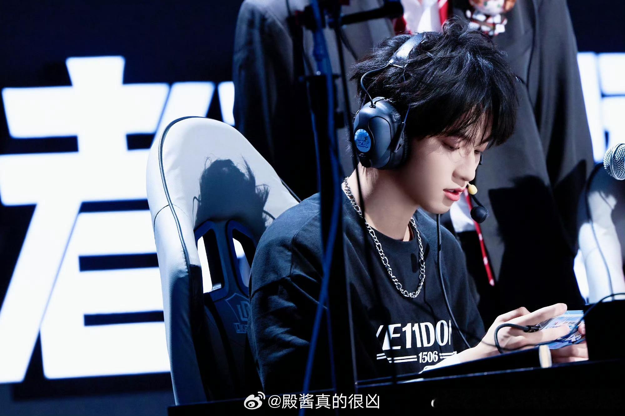 穆祉丞输掉第一局后安慰自己：重在参与，却不知道麦是开着的🤣好萌，昨天表现很好哦