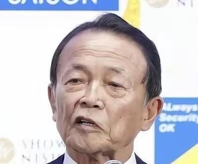 麻生太郎曾嚣张放言：“如果不能控制台湾附近的巴士海峡，日本这个国家就无法存在！”