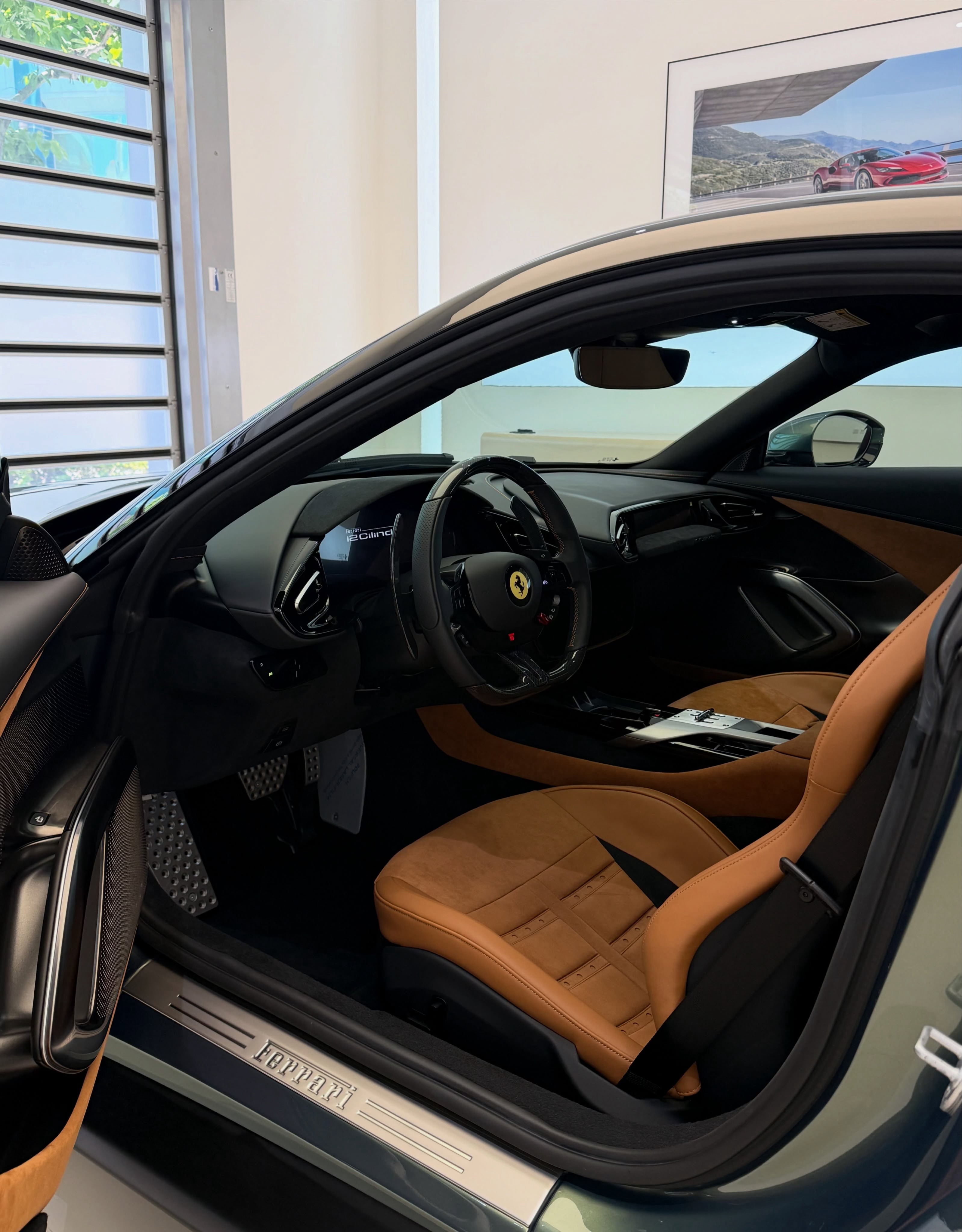 Ferrari 12Cilindri 油漆：VerdeMinerale 