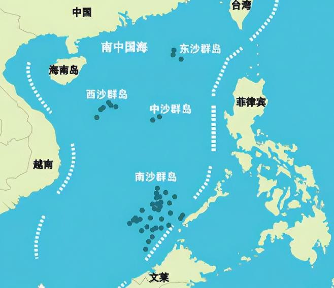谁能想到，在南海局势如此剑拔弩张的时刻，俄罗斯外长拉夫罗夫竟然一巴掌把一张请柬拍