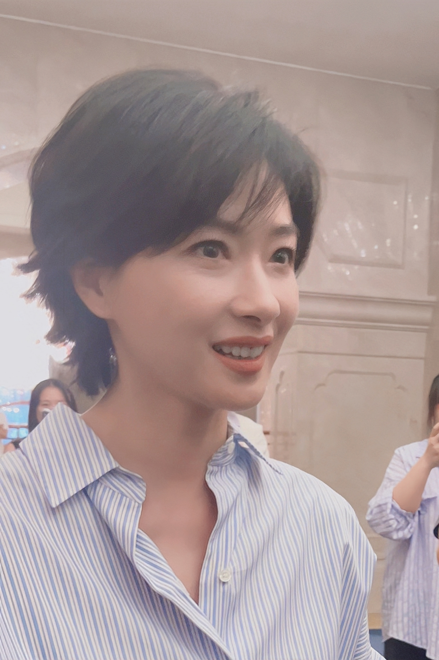 万茜[超话] wq万茜八千里路云和月 wq万茜冬城猎凶 世界吵吵闹闹，唯你可可爱