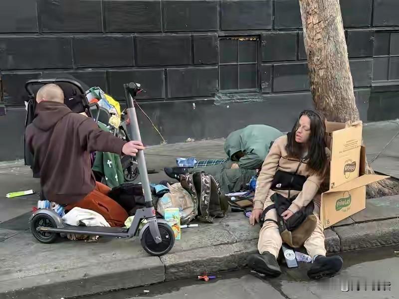 从“纸老虎”到“斩杀线”，中国年轻人不再仰望美国了

2026年4月18日，美媒