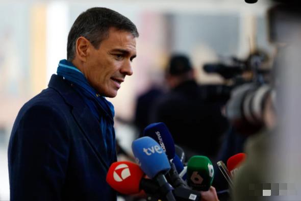 急，西班牙要访华
根据接近西班牙的人士透露，西班牙首相桑切斯计划在2026年晚些