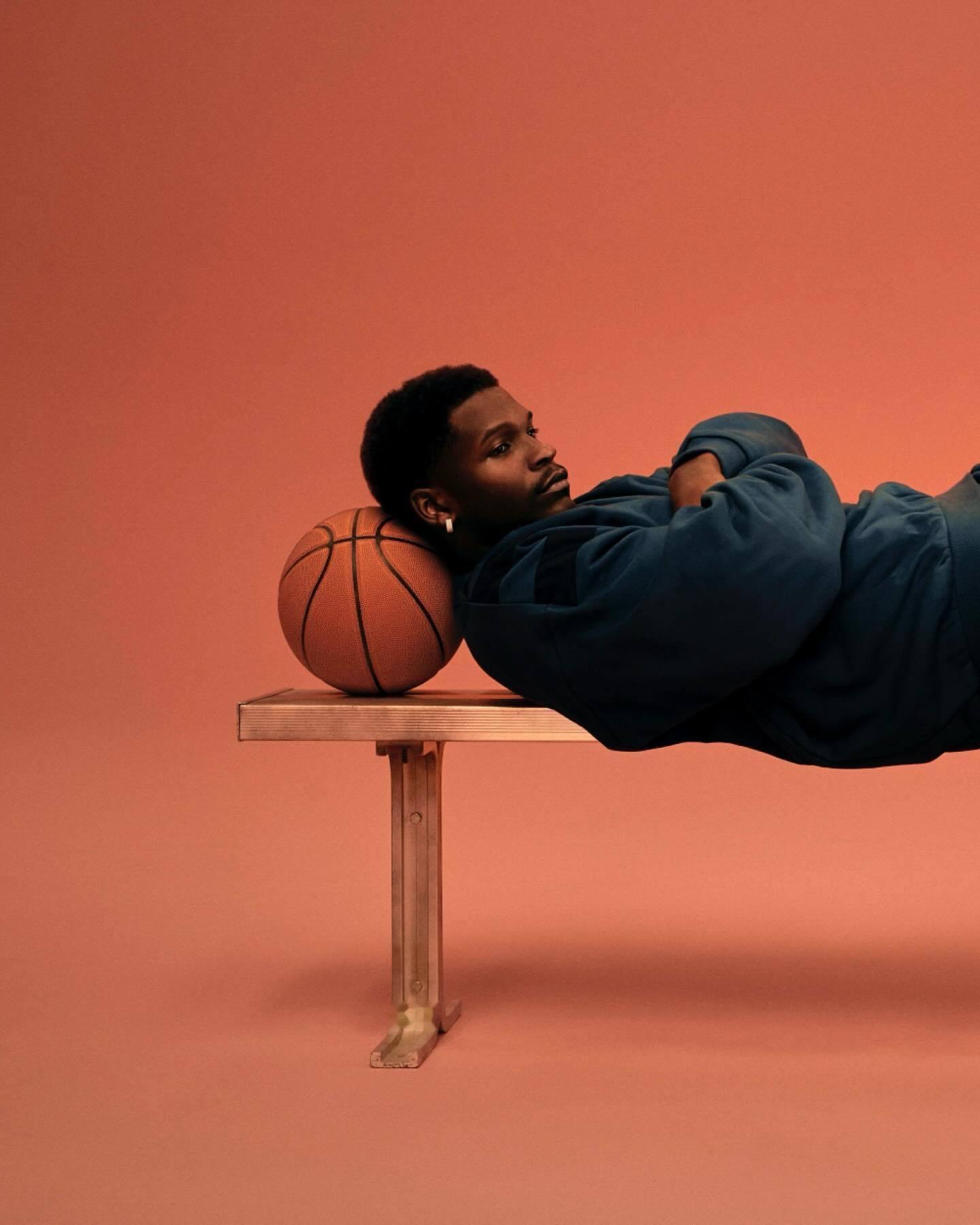 Anthony Edwards [照相机][照相机]#爱德华兹##为梦想开球# 