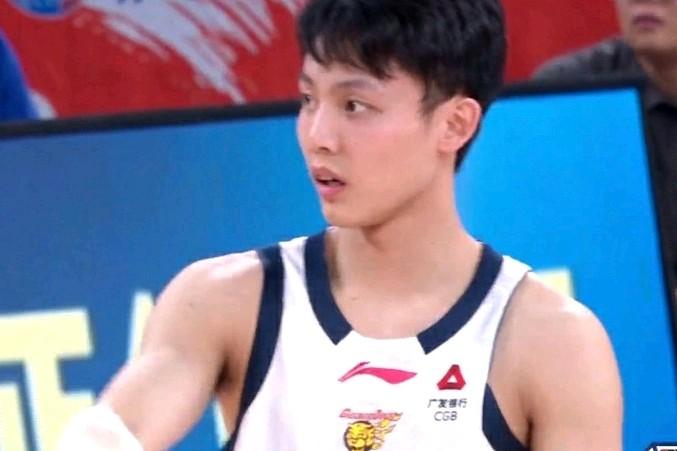 广东东阳光输的心服口服！！！

杜峰指导真的郁闷坏了，真的是一点办法都没有，面对