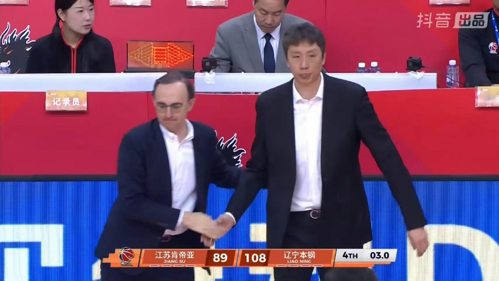 常规赛收官战 辽宁男篮108-89客场战胜江苏男篮。23胜19负 常规赛第九进入