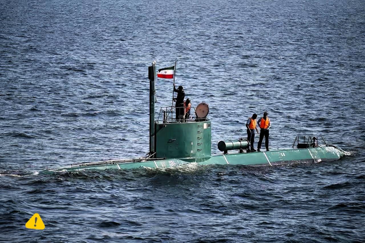 伊朗海军正式部署波斯湾海豚！5月10日，伊朗伊斯兰革命卫队海军高调展示了新款小型