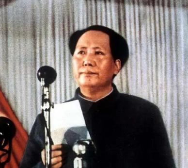 如果没有毛泽东，还会出现“王泽东”或者“李泽东”吗？
唯物史观告诉我们，历史的发