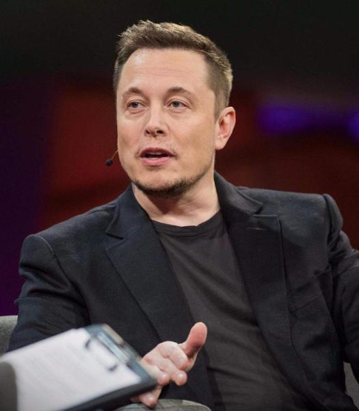 马斯克：未来3年很难熬，必须做对几件事
这个4月，全球AI竞赛全面打响。
先是D