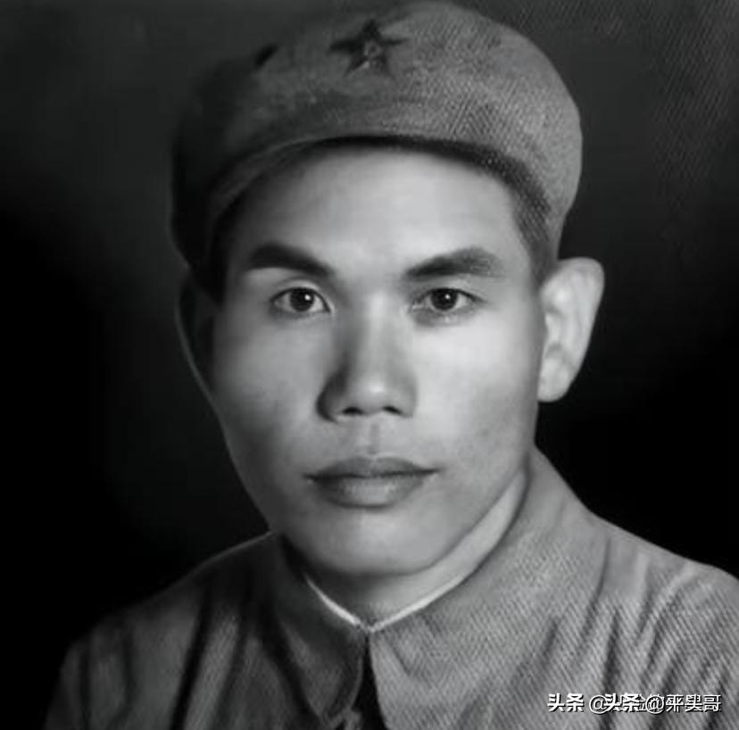 1955年，四野资深旅长王化一，得知授少校军衔，转身对组织干事，苦笑道："太丢脸