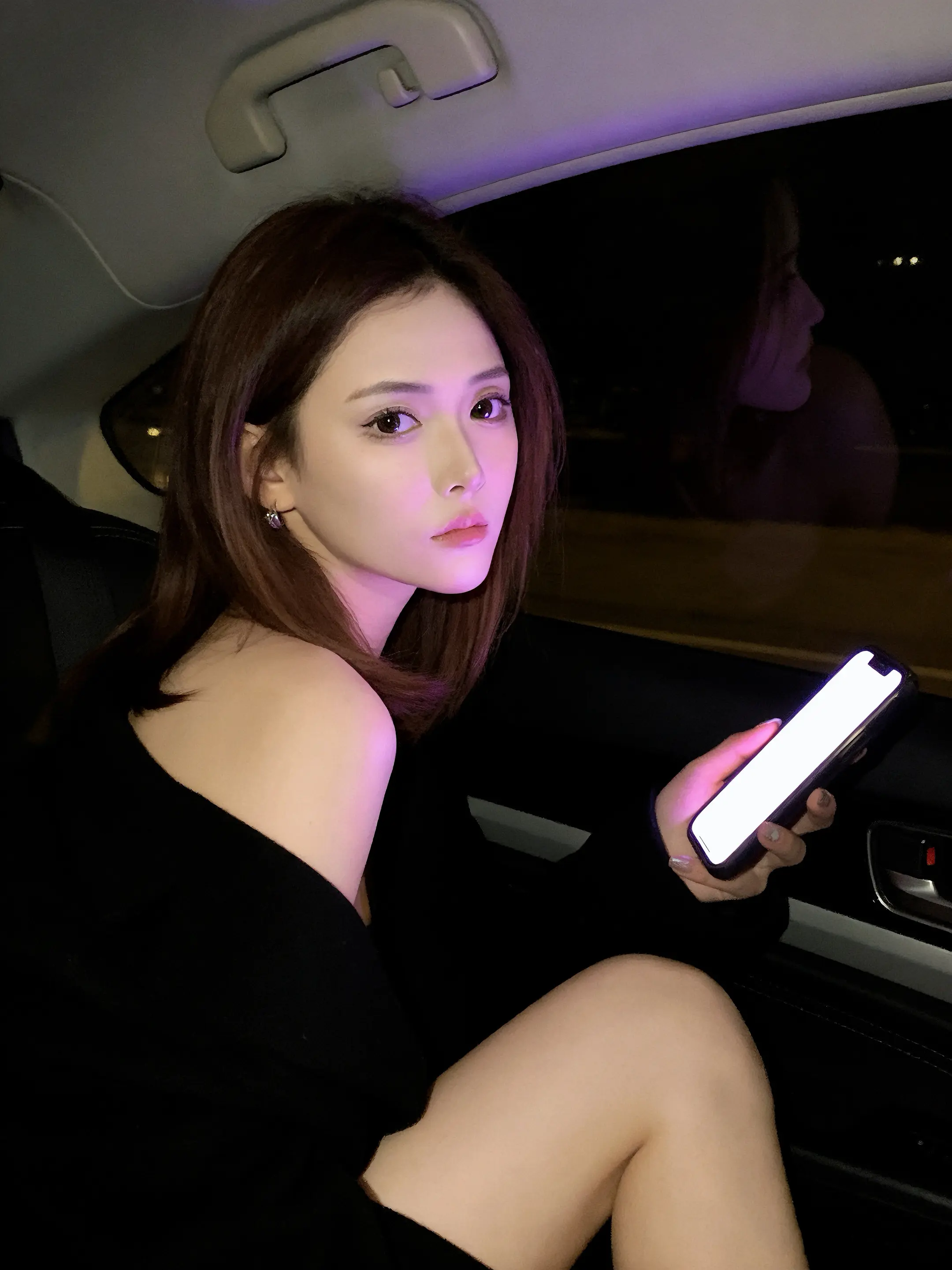 玩玩还是娶回家 他心里面有数 他想给你的都会给你 会保护你小情绪 不想...