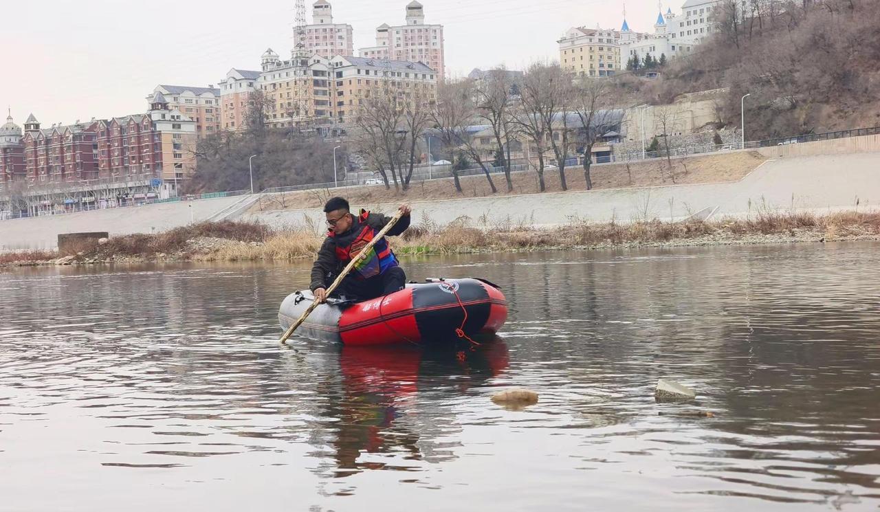 风卷落叶 终要归根 只为送你回到那方熟悉的故土...十天了 每天连做梦都是分析水