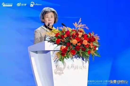 福耀科技大学开启了一个新时代，这也是家长所希望的彼岸。
   中央财经大学刘姝威