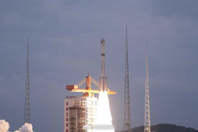 【祝贺！#遥感四十号04组卫星发射成功#】今天，我国在太原卫星发射中心使用长征六