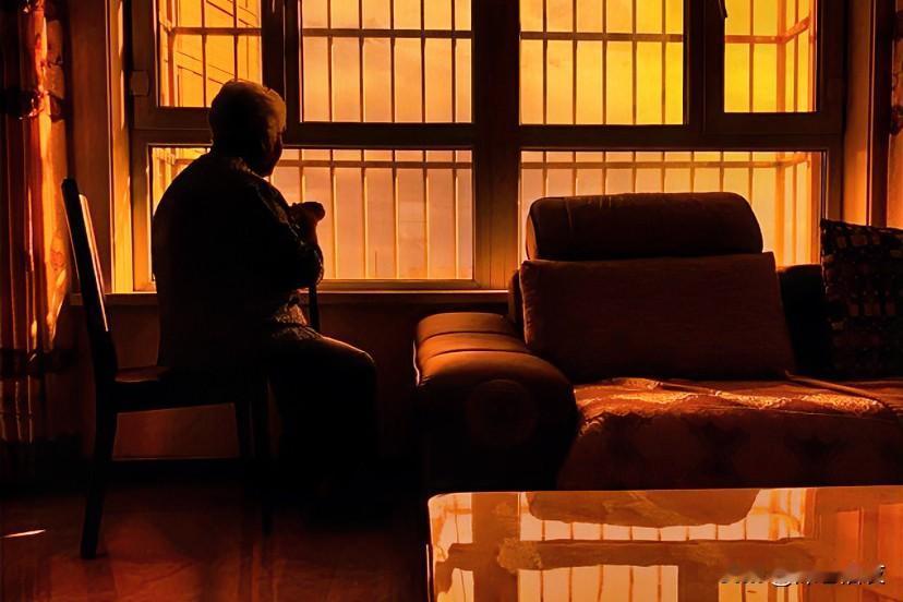 上了岁数老人，单独居住的，
年轻人隔三差五过去照顾，
轮流起来，会有些交集的磨合