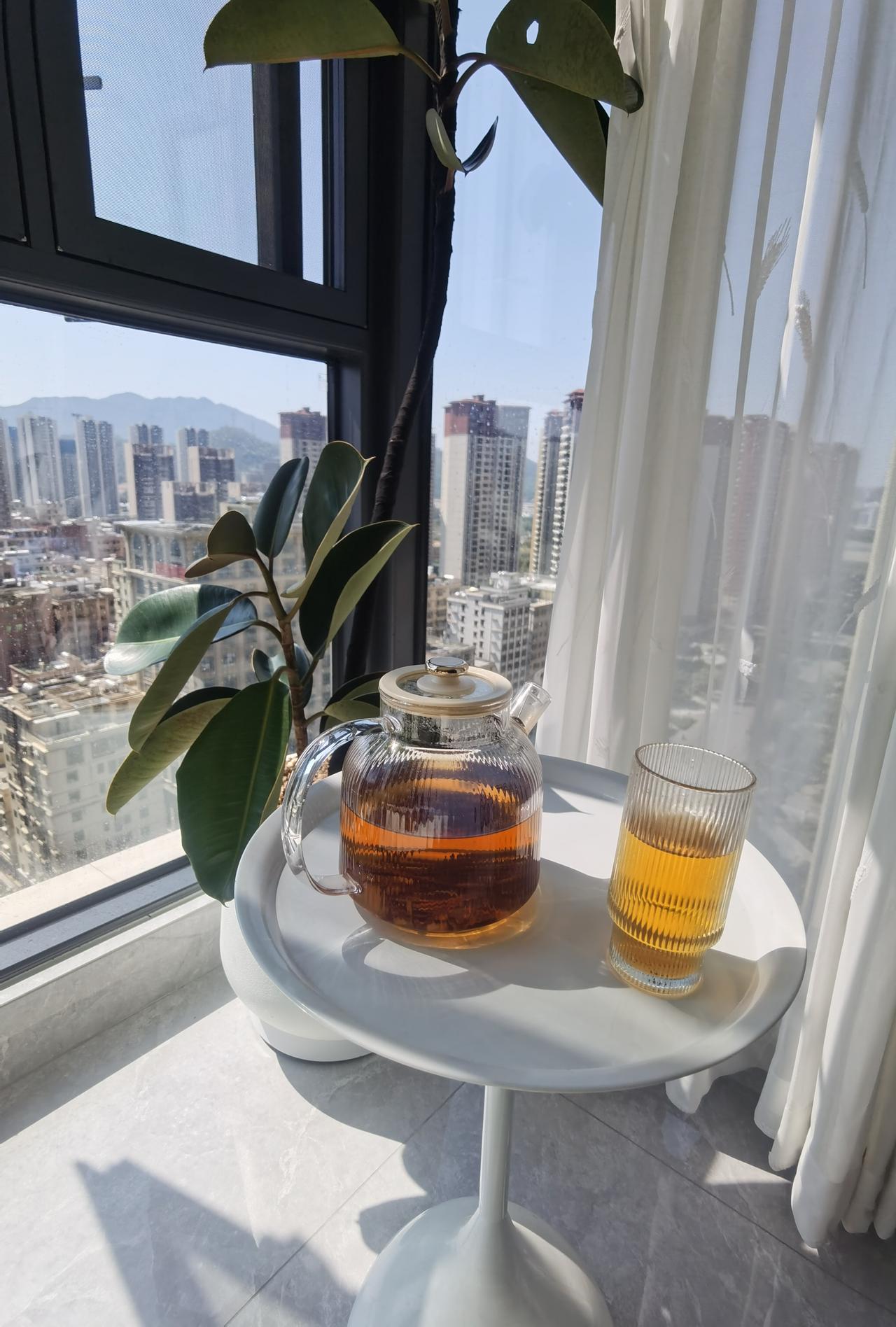 1、做事的玩不过做人的，做人的玩不过微局的，做局的玩不过破局的。  
2、谋大事