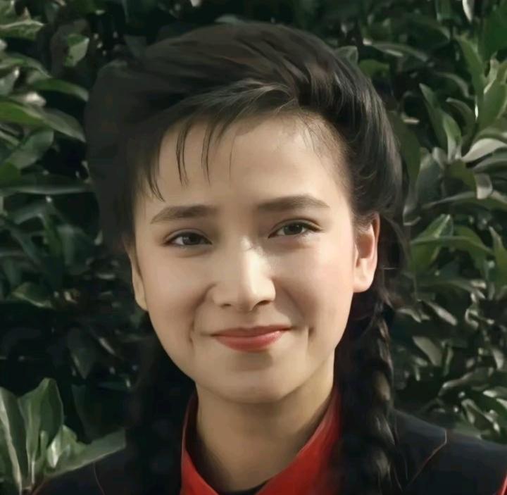 张国荣走时，我哭了；梅杨芳走时我哭了；大s走时我哭了；周海媚走时更是哭得一塌糊涂