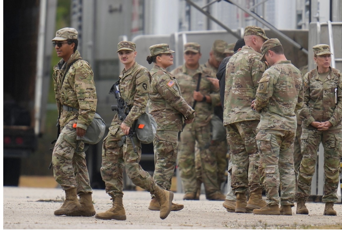 据Politico，美国最高法驳回特朗普动用国民警卫队在伊利诺伊州执行大规模驱逐