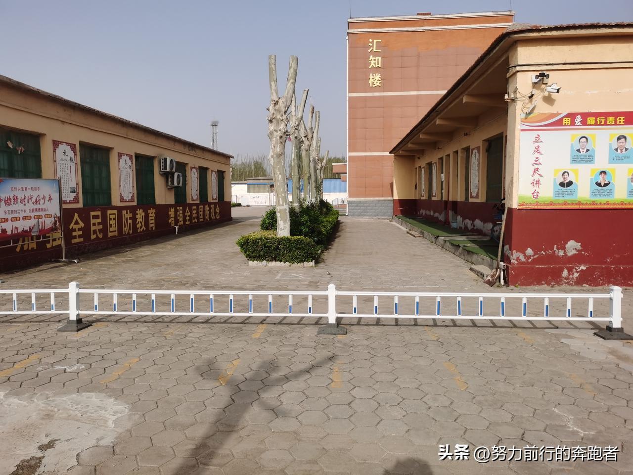 假期已结束校园即将恢复热闹