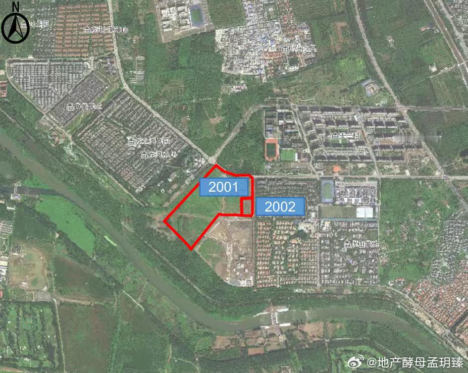市规自委刚刚发布了今年第九轮供地清单，共涉及2宗地。第一宗是朝阳将台驼房营101