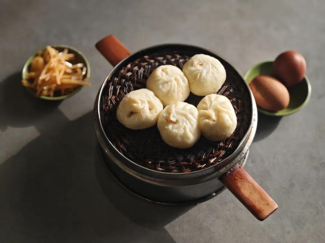 连吃10多颗山楂，胃里竟长出“巨大结石”！3种结石可能是你“吃”出来的