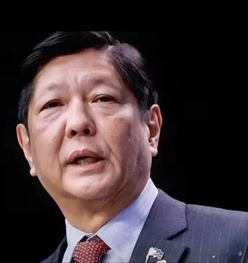 马科斯做梦也没想到，中国这次真的会“断供”。过去十年，菲律宾吃中国的饭、拿中国的