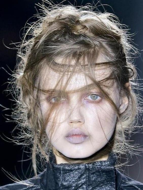 huanting beautyGareth Pugh Fall 2013蓝灰色烟