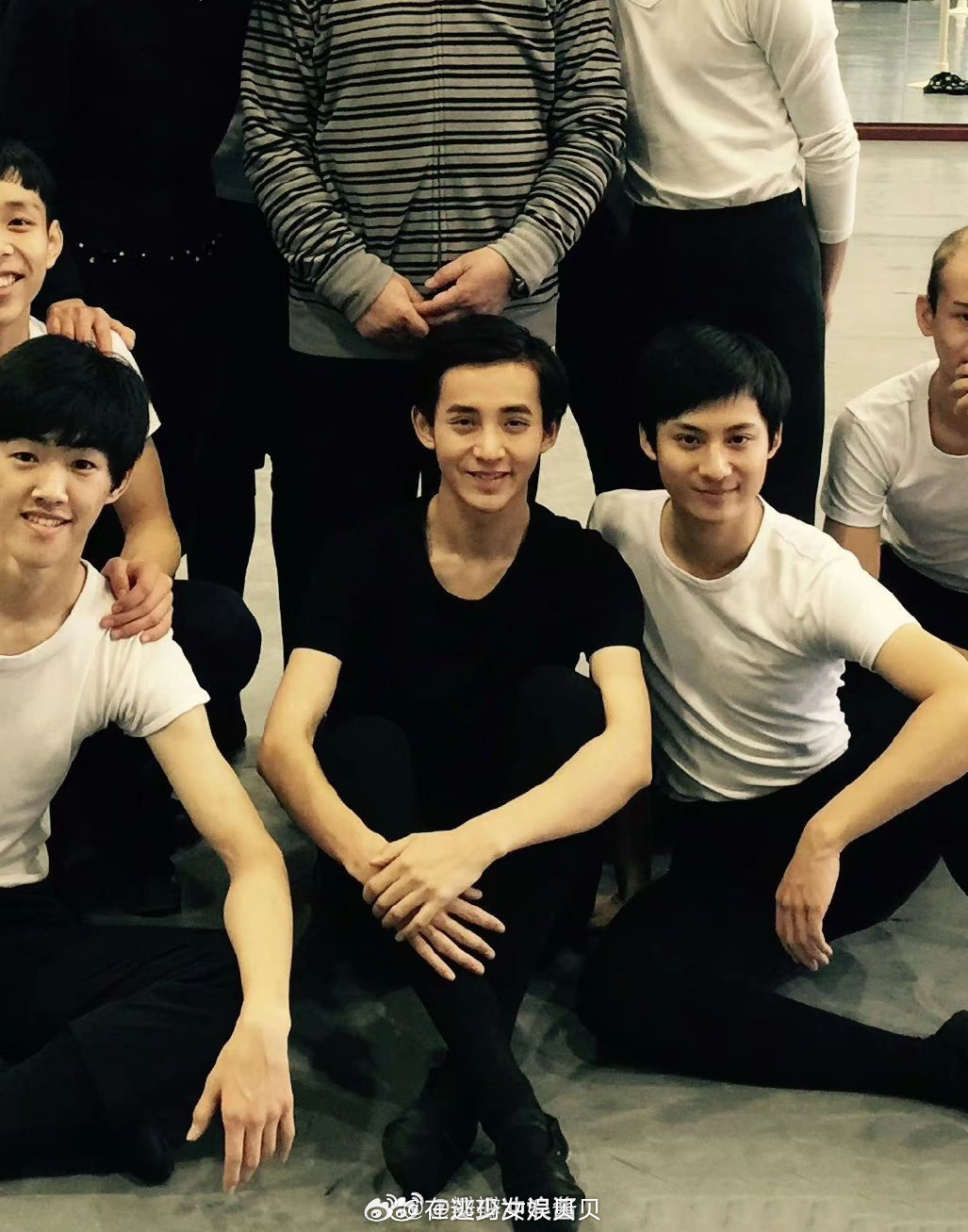 邓为旧照，他给我一种很适合第四爱的感觉