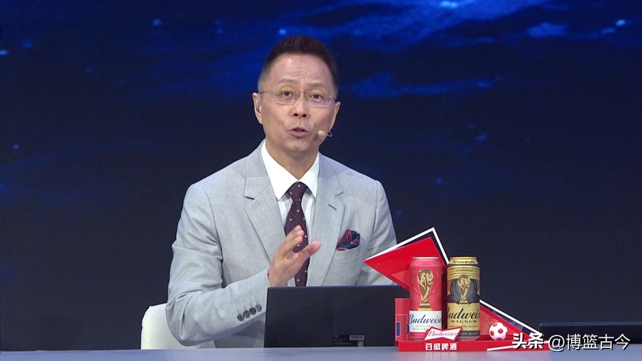 世界杯的揭幕战，能看出扩军的后遗症非常明显：墨西哥实力全面占优，南非基本没有还手