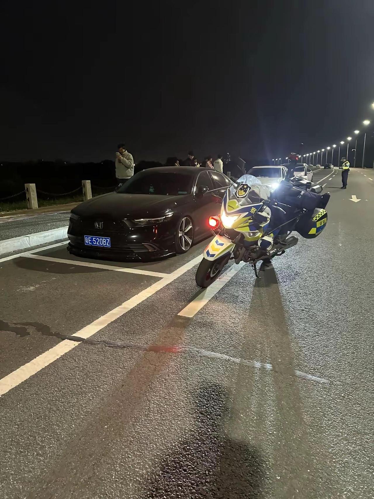 当年翻过学院墙的你 现在过的如自己意了吗