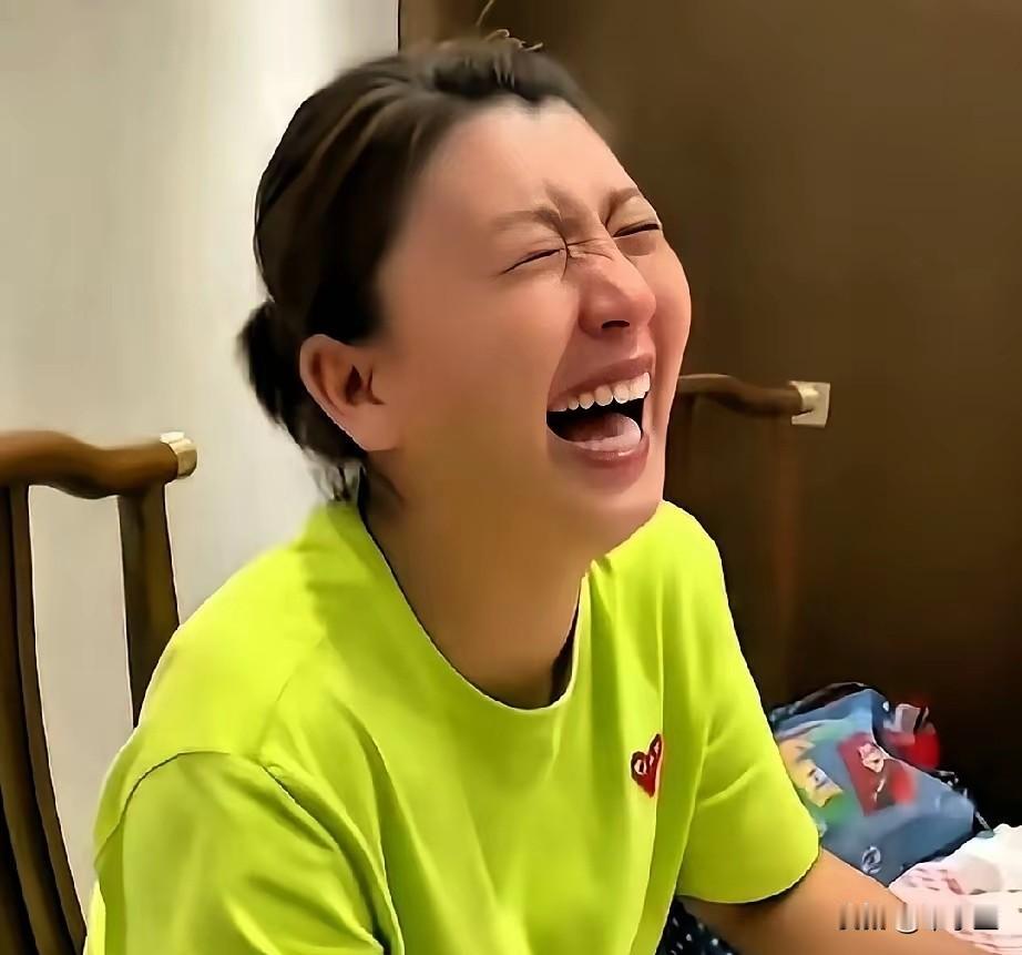 乐极生悲，人在做，天在看，跳的越高，摔的越痛，这是天天吃上燕窝了，闫学晶乐成这样