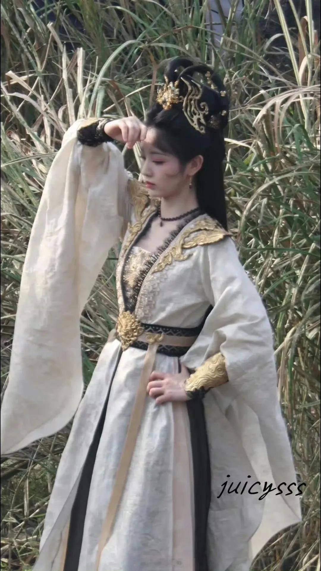 田曦薇《子夜归》路透被网友戏称“有股西游记风味”～ ​​​