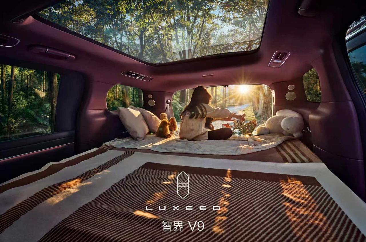 如果说舒适是MPV的灵魂，那智界V9无疑是灵魂的集大成者。博主策划的盲测活动之所