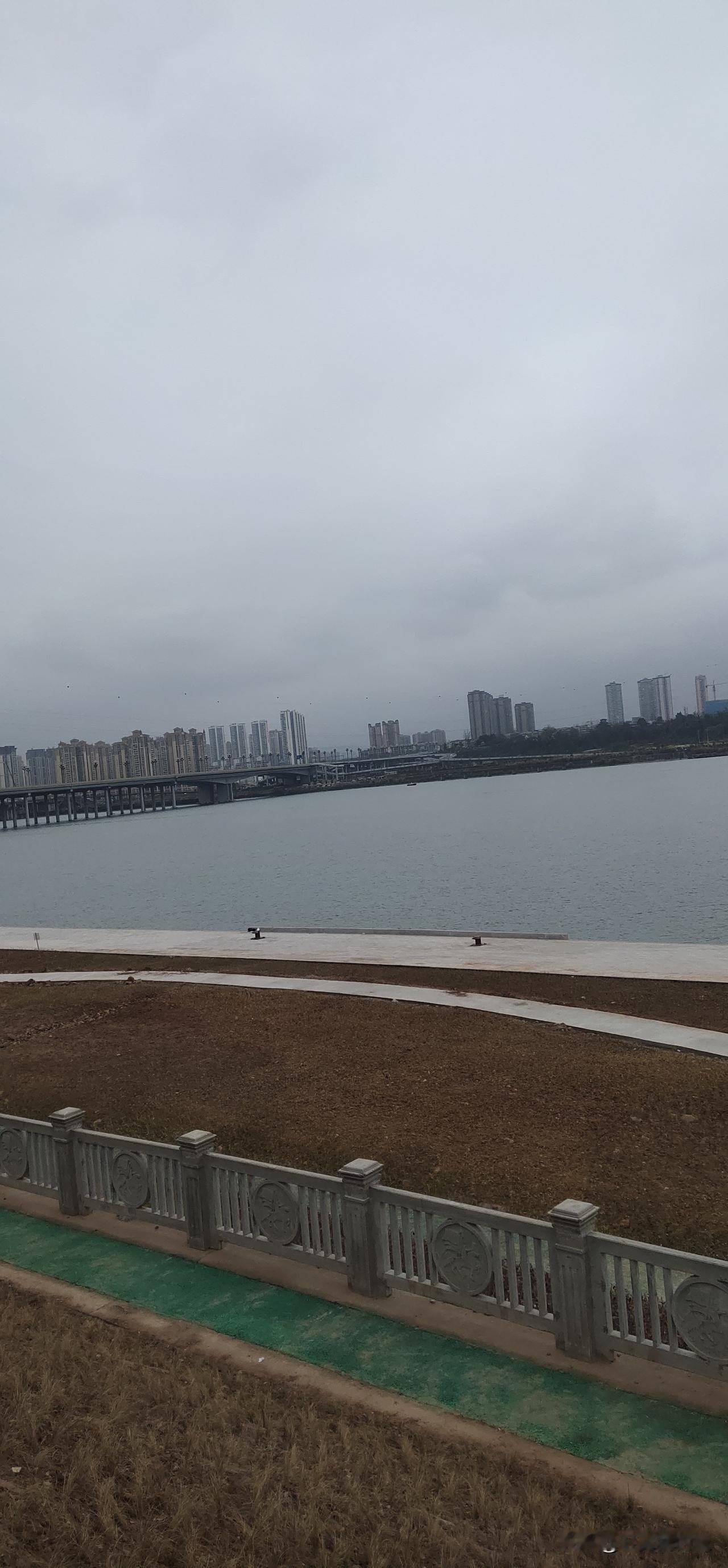 从3月1号开始，就没有钓过鱼，搞了六年的🈲鱼期了，鱼确越来越少了，问题到底出在