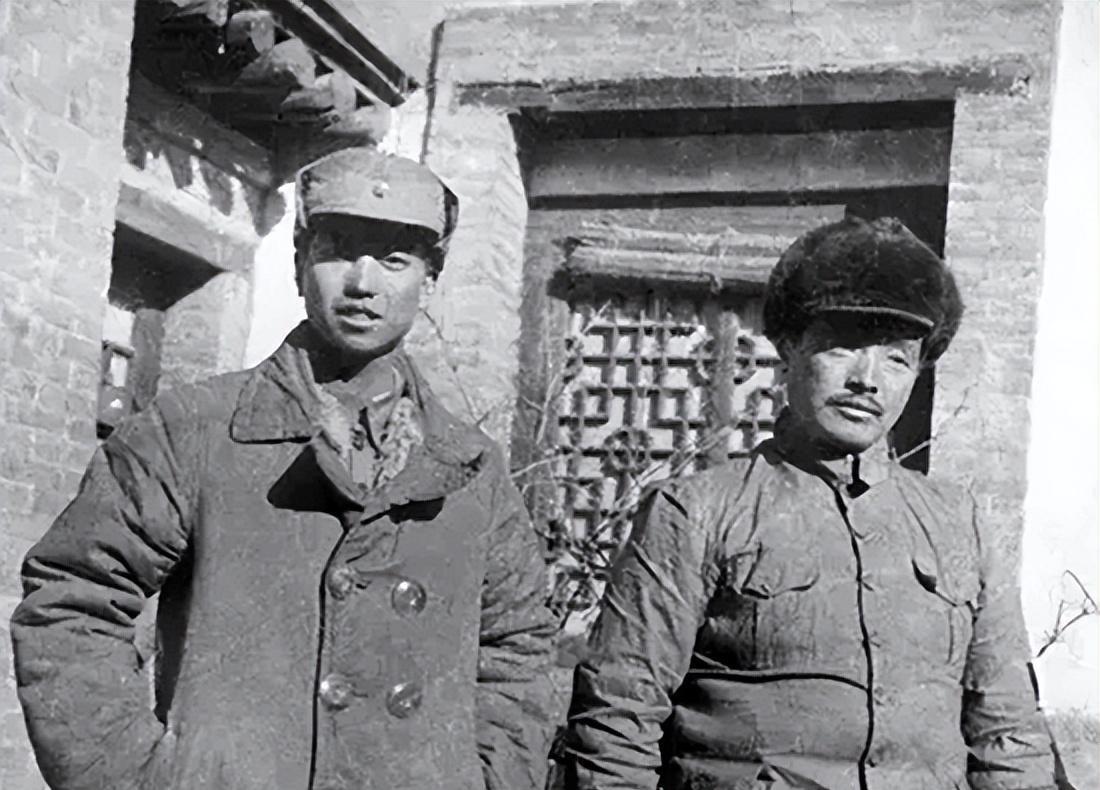 1935年一名国军中将被俘自愿走完长征全程，毛主席为何劝他重返国民党？
1937