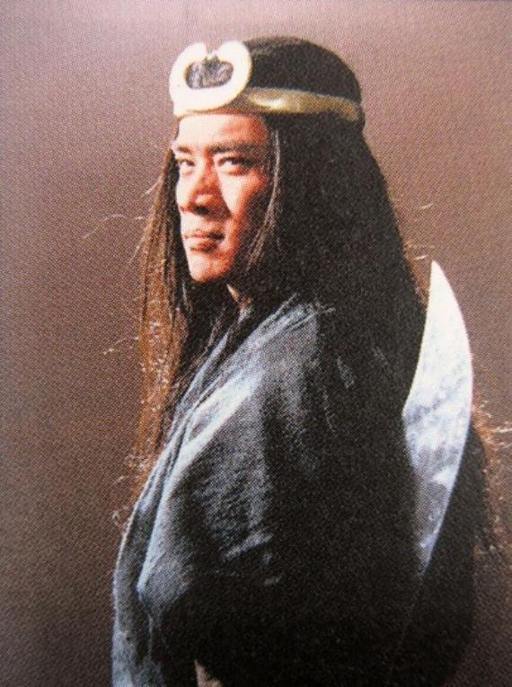 98版《水浒传》马上就要拍最后一场戏“武松打虎”时，饰演武松的丁海峰问张纪中：“