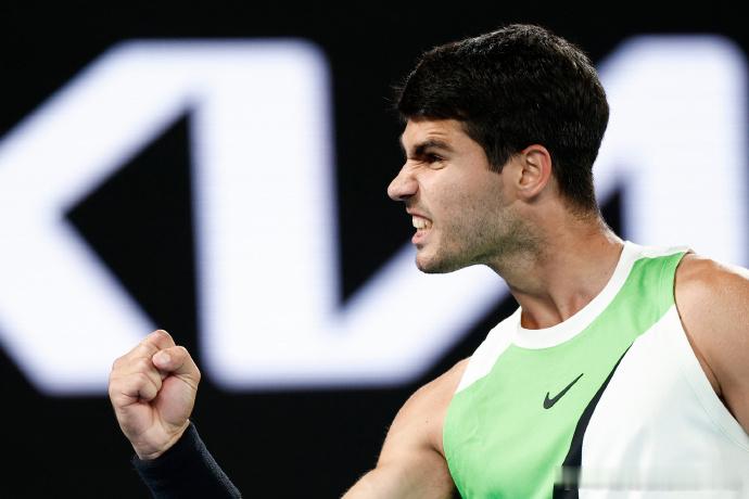 阿尔卡拉斯首夺澳网冠军，成就全满贯伟业🏆澳网2026男单决赛，阿尔卡拉斯以2-