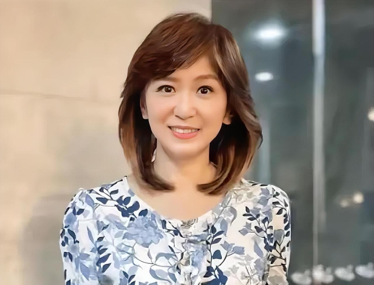 又一个让人唏嘘的消息！
​​继赖岳谦通告被全部取消、不再上中天之后，周玉琴也发文