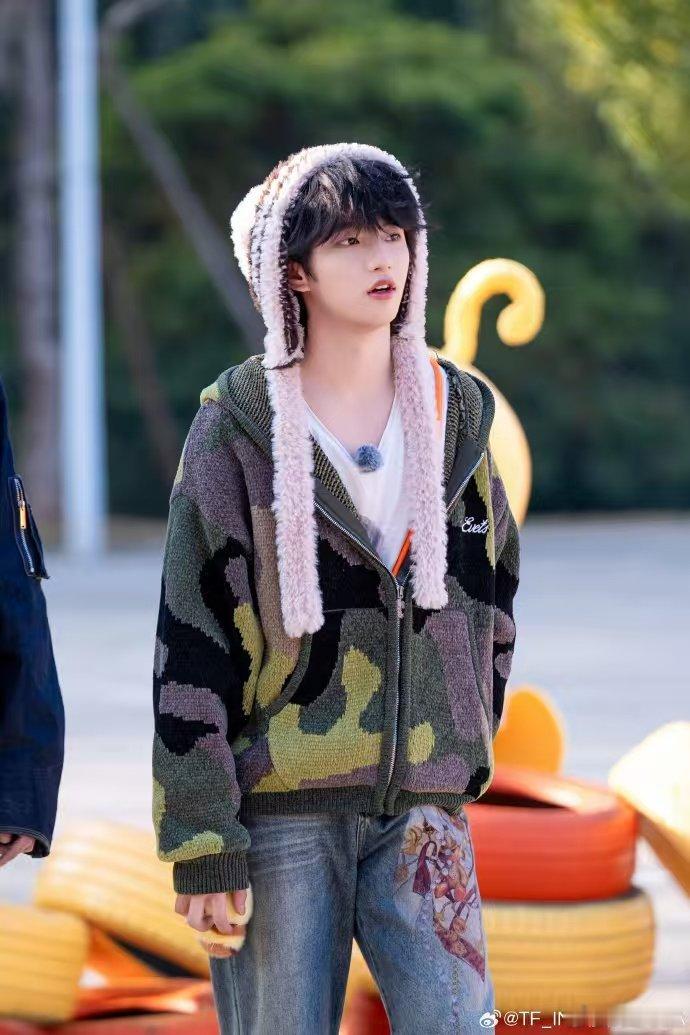 穆祉丞被胖蛋惹生气了OMG真的笑死我了！胖蛋你以后记住啦！惹到穆祉丞算是什么都没