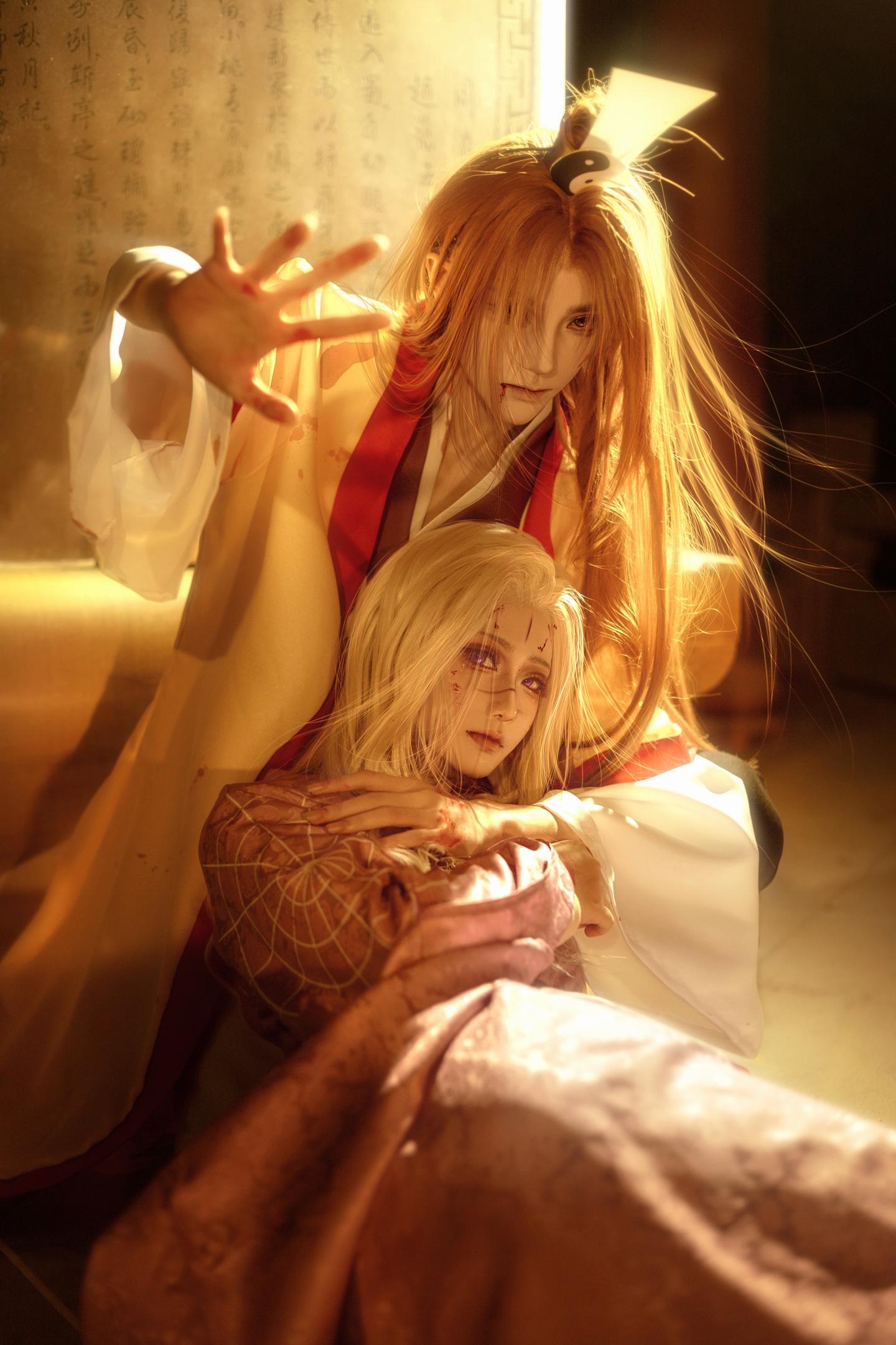 “她不是奴隶，她也不叫12580，她叫，清瞳。”