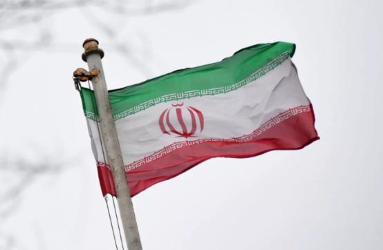 以色列现在的目标已经变了，要摧毁整个伊朗！
 
有一点是可以确定的，那就是以色列