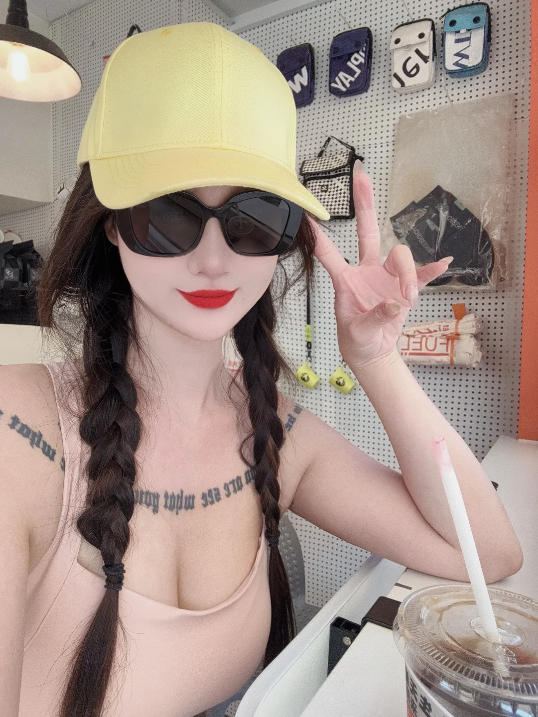 🐤喜欢我的小鸡黄新帽子