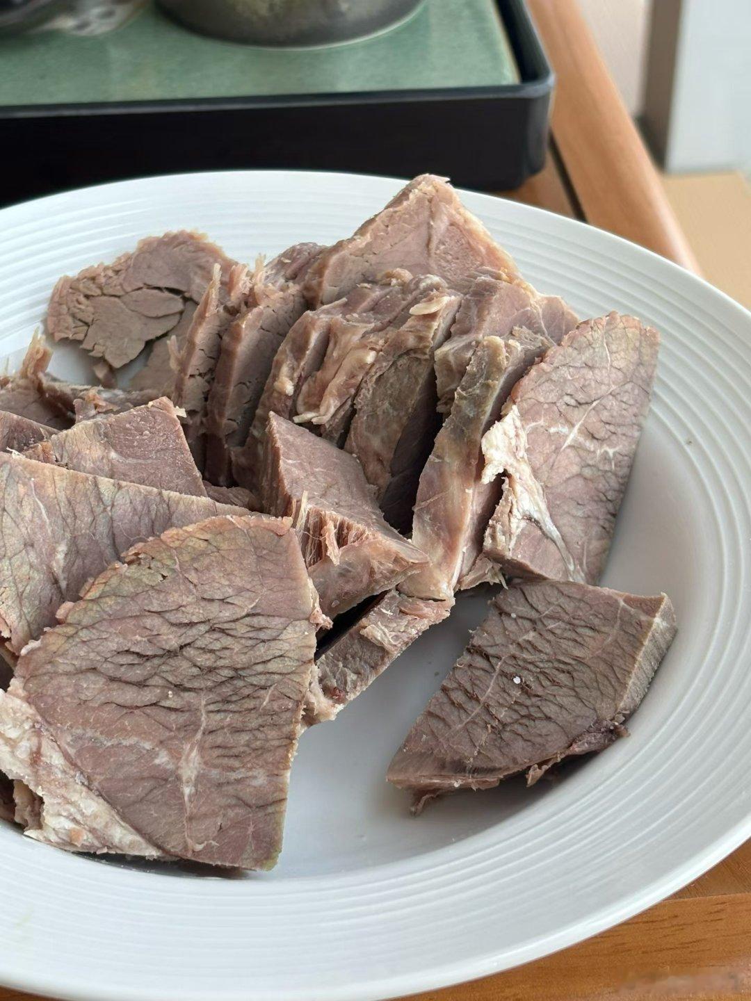 今天少了一些膳食纤维…吃饱喝足，开工吧！ ​​​