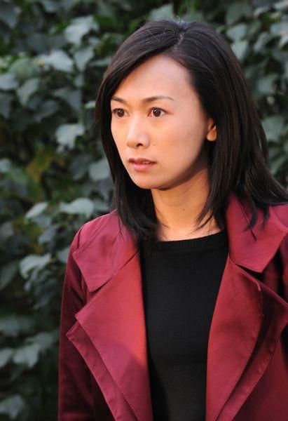 演员，齐欢，拍柳云龙的电视剧风筝，扮演延娥，她说，导演永远板着一张脸，不给你好脸