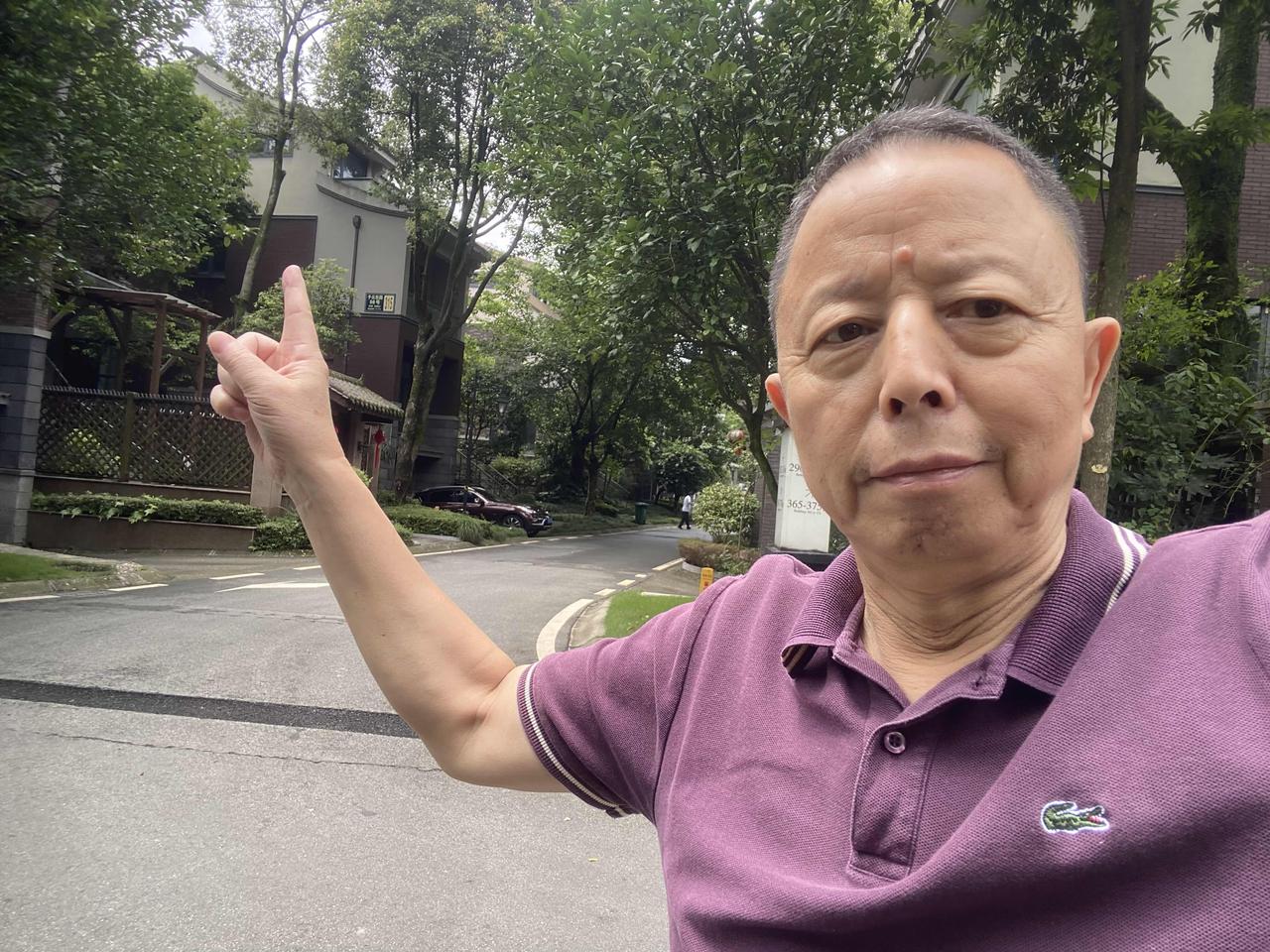声讨美国总统特朗普！
红利曼被包围的5000名俄军开始崩溃了！

各位网友，大家