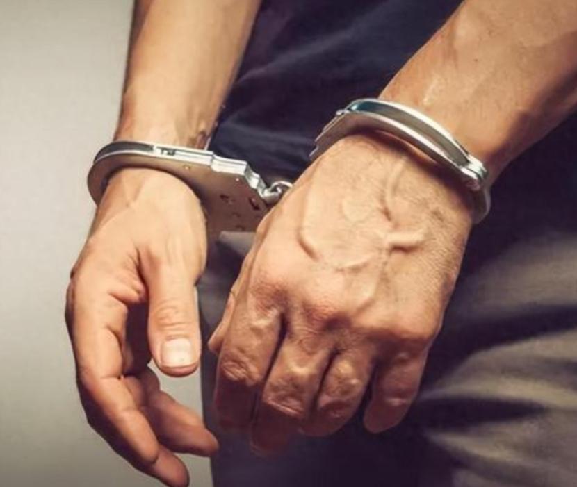 目前中国最棘手的两大难题，压根不是台海博弈、中美较量，也不是中日摩擦、负债压力，