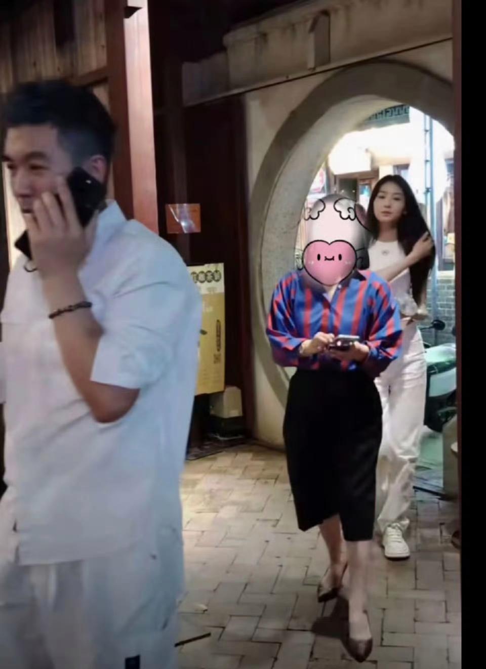 #杨子 李隽子#当初也是爱的疯狂，如今真是昨日黄花隔夜凉。[二哈][二哈][二哈