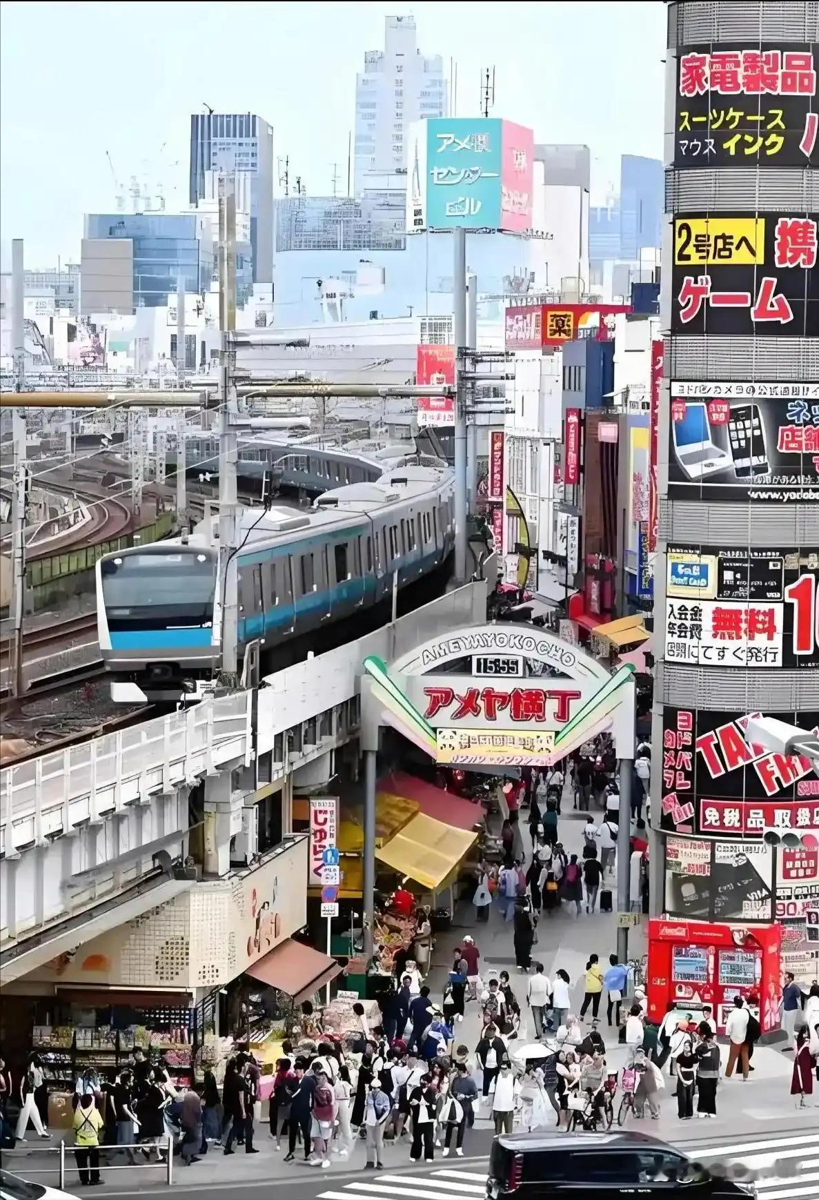对美日挑衅避其锋芒、专打痛点。
当前中日关系剑拔弩张，日本在涉台、钓鱼岛等问题上